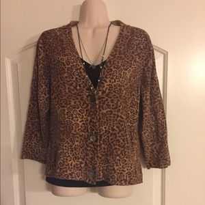 Chaps leopard cardigan 👠