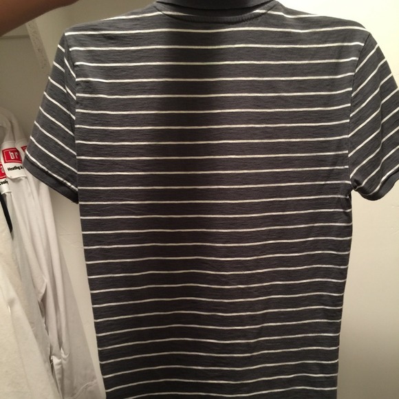 Button up - Picture 2 of 2