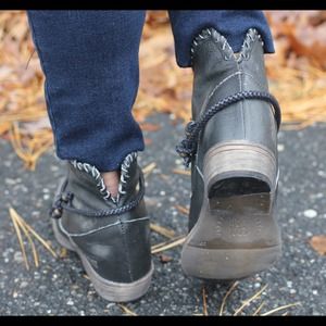 Coolway Shoes - Coolway Genuine Leather Booties! Coolway Shoes - Coolway Genuine Leather Booties!