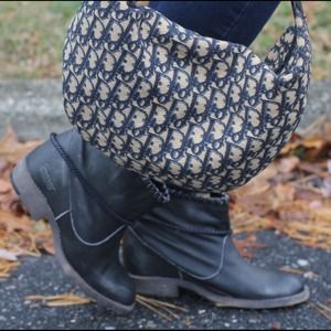 Coolway Shoes - Coolway Genuine Leather Booties! Coolway Shoes - Coolway Genuine Leather Booties!