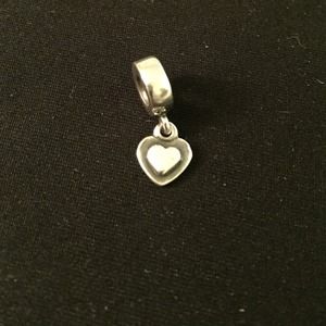 Authentic heart dangle pandora charm 💜