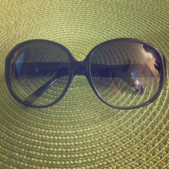 Kate spade navy blue sunglasses. Bundle ray ban