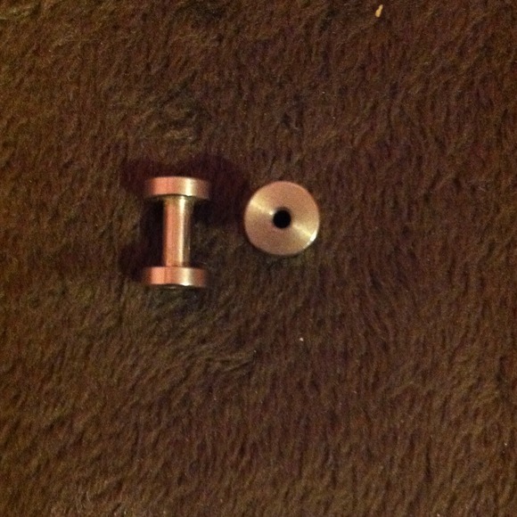 62 off jewelry size 12 gauges poshmark size 12 gauges