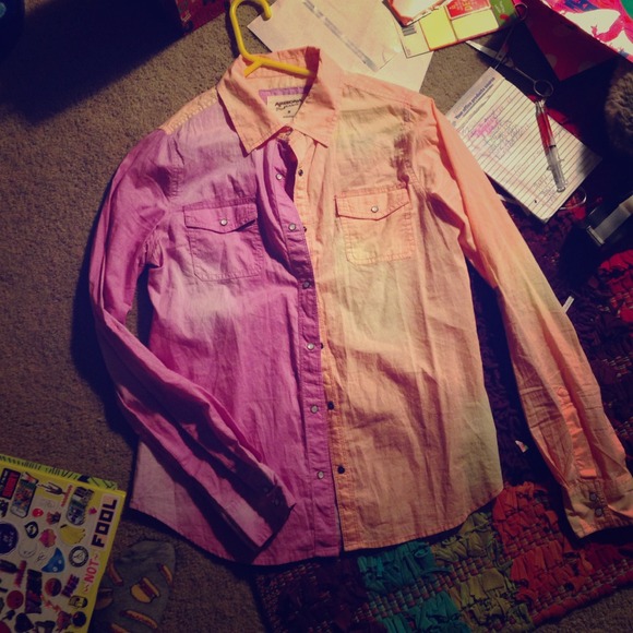 Pastel ombré button up