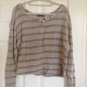 Brandy Melville long sleeve shirt