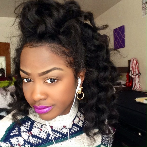 💋MEET YOUR SELLER 💋 IG: _allTHATashh_