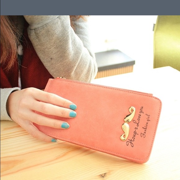 Wallet pink