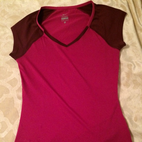 Nike T-shirt