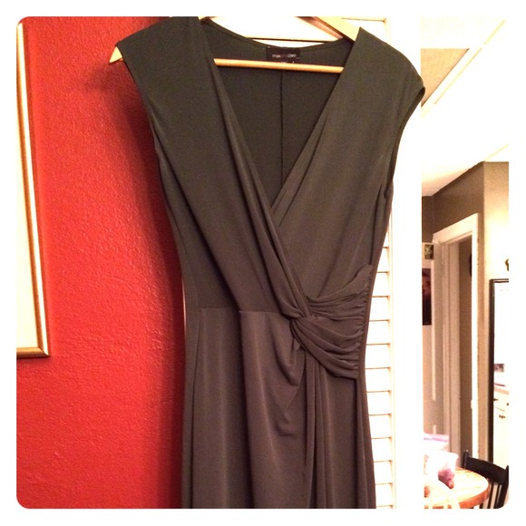 Max and Cleo dress