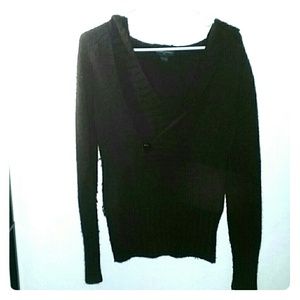 Brown hooded sweater.