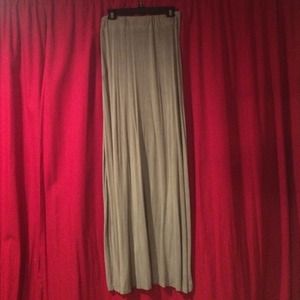 Brandy Melville Maxi Skirt