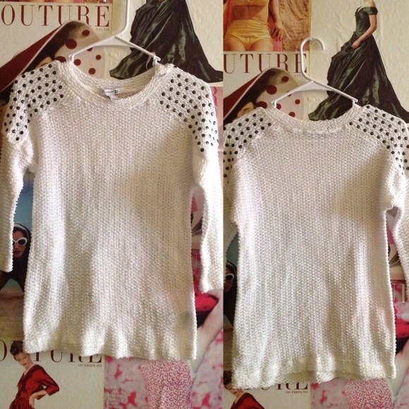 White knit top