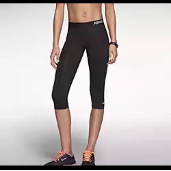 Nike pro combat leggings