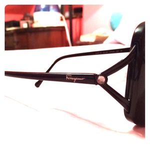 Ferragamo Sunglasses. NYE MARKDOWN 1 DAY ONLY! ✨👯