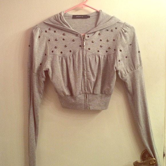Arden B eyelet cropped zip top - super soft!!