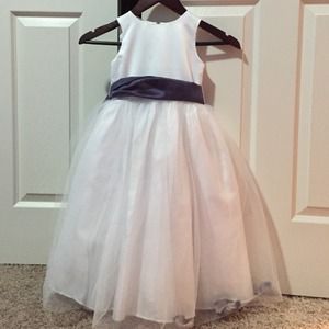 Flower girl dress