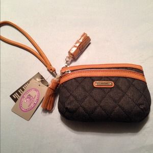 Sharif Luxe in Leather Double Zipper wristlet