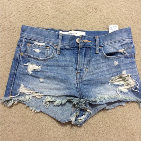 ABERCOMBIE HIGH WAIST JEAN SHORTS