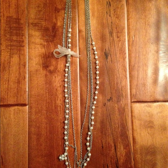 Pearl necklace with bow from BP - Picture 2 of 2