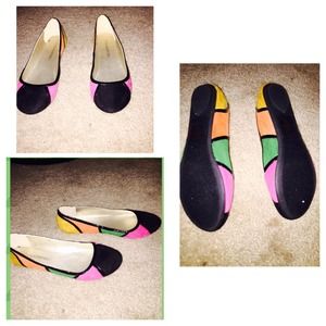 🎀🎉✨Brand new Multicolor Flat!!!!