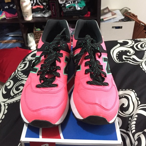 New Balance Sneakers