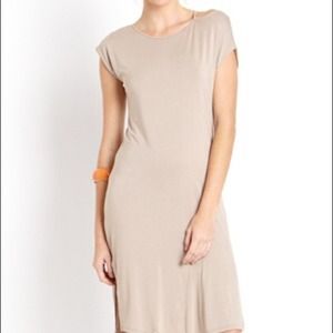 Bamboo Dress with Open Shoulder
Color: Shell, XS