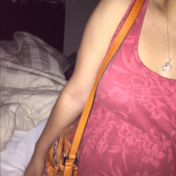 Makowsky Ocre colored purse - Picture 4 of 4