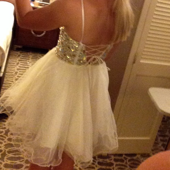 🎉HOST PICK🎉White Jeweled Formal Dress - Picture 4 of 4