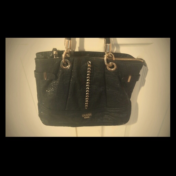 Guess purse