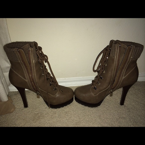 Jennifer Lopez Boots - Jennifer Lopez boots