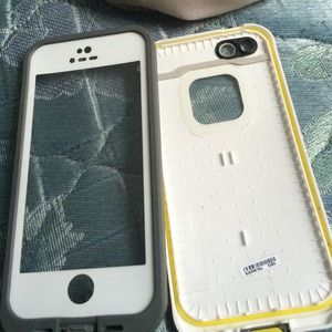 Iphone Lifeproof case