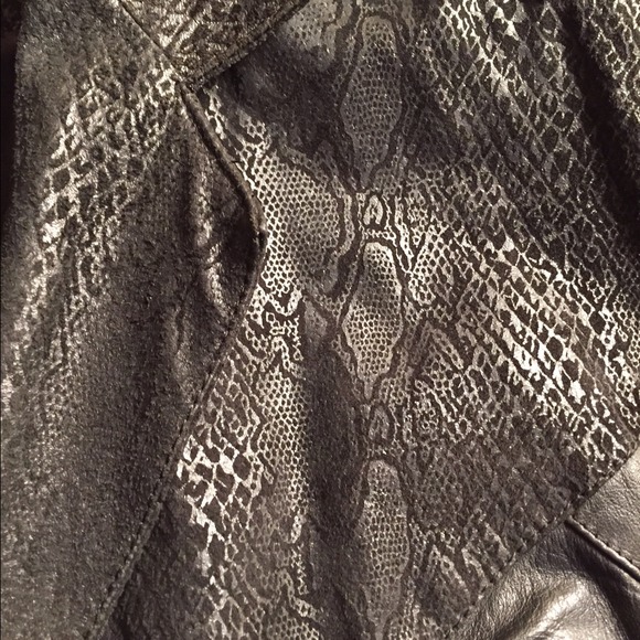 Genuine leather jacket - Picture 2 of 4