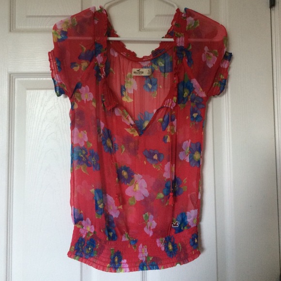 Hollister open V-neck blouse