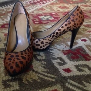 Nine West Leopard Heals