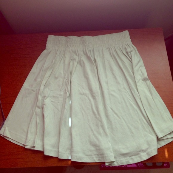 Mint Skirt 🚫SOLD ON EBAY🚫