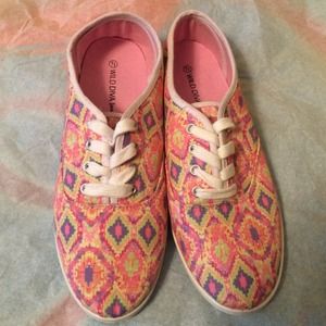 Multicolored canvas sneakers