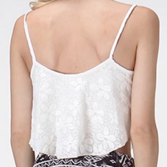 White crop top - Picture 3 of 4