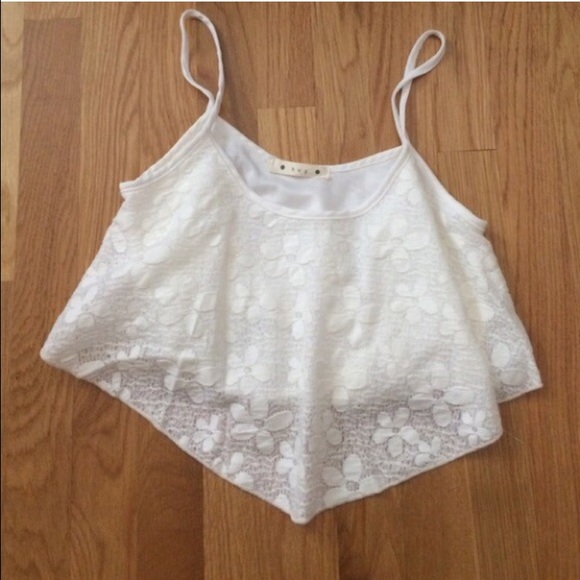 White crop top - Picture 4 of 4