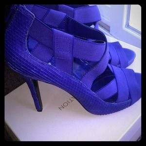 *Brand New* BCBG Pumps w/ Original Box