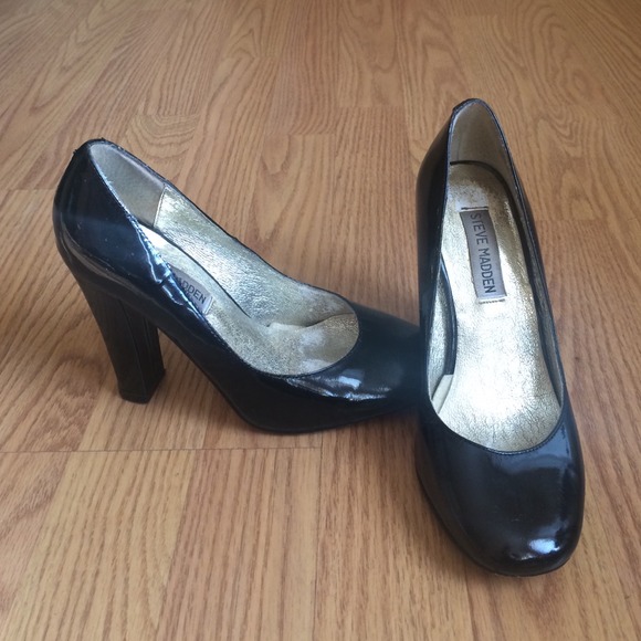Patent leather Steve Madden heels - Picture 1 of 3