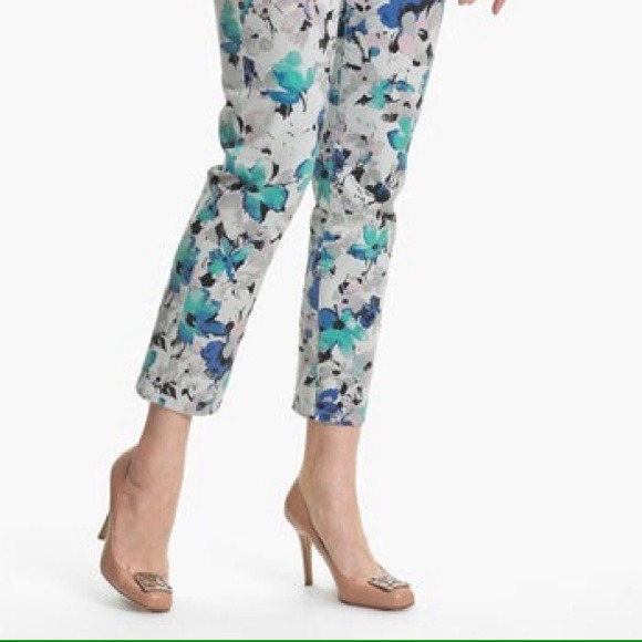 SOLD 🔒NYDJ Floral Skinny Ankle Jean - Picture 3 of 3