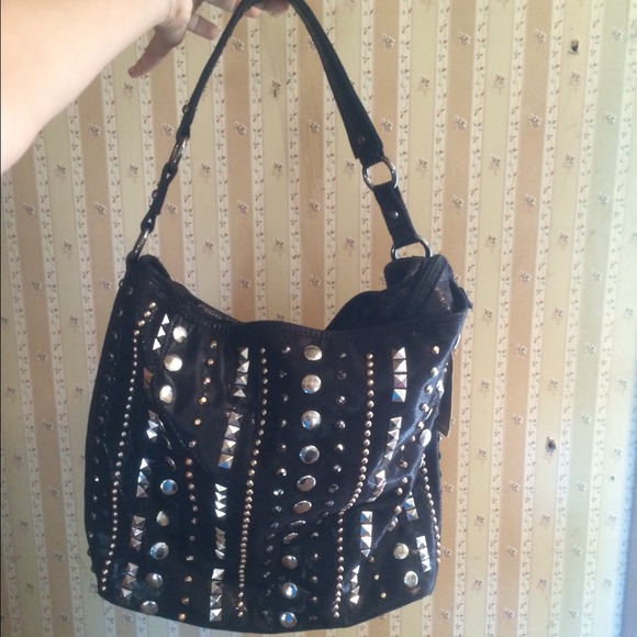 Beautiful black zipper bag