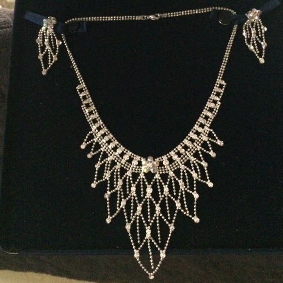 Wedding necklace set / prom / occasion