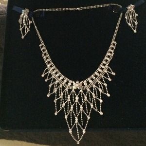 Wedding necklace set / prom / occasion