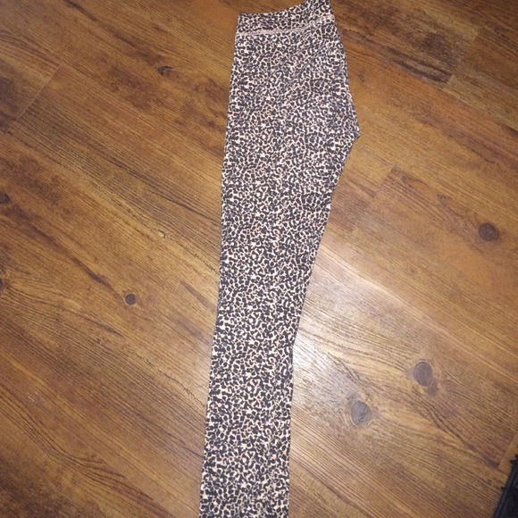 Cheetah leggings