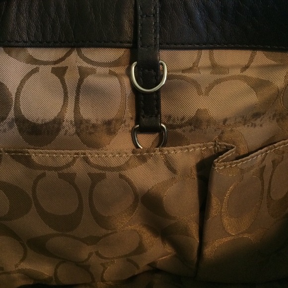 Authentic Coach bag - Picture 3 of 4