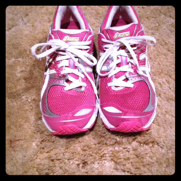 asics Shoes - REDUCED! Asics running shoe
