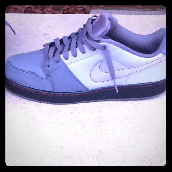 Gray black and red Nike.