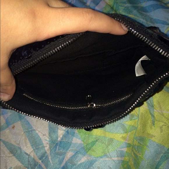 Victoria's Secret pink crossbody bag - Picture 4 of 4