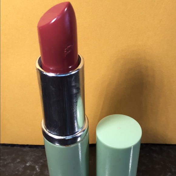 Clinique lipstick Pink Chocolate color